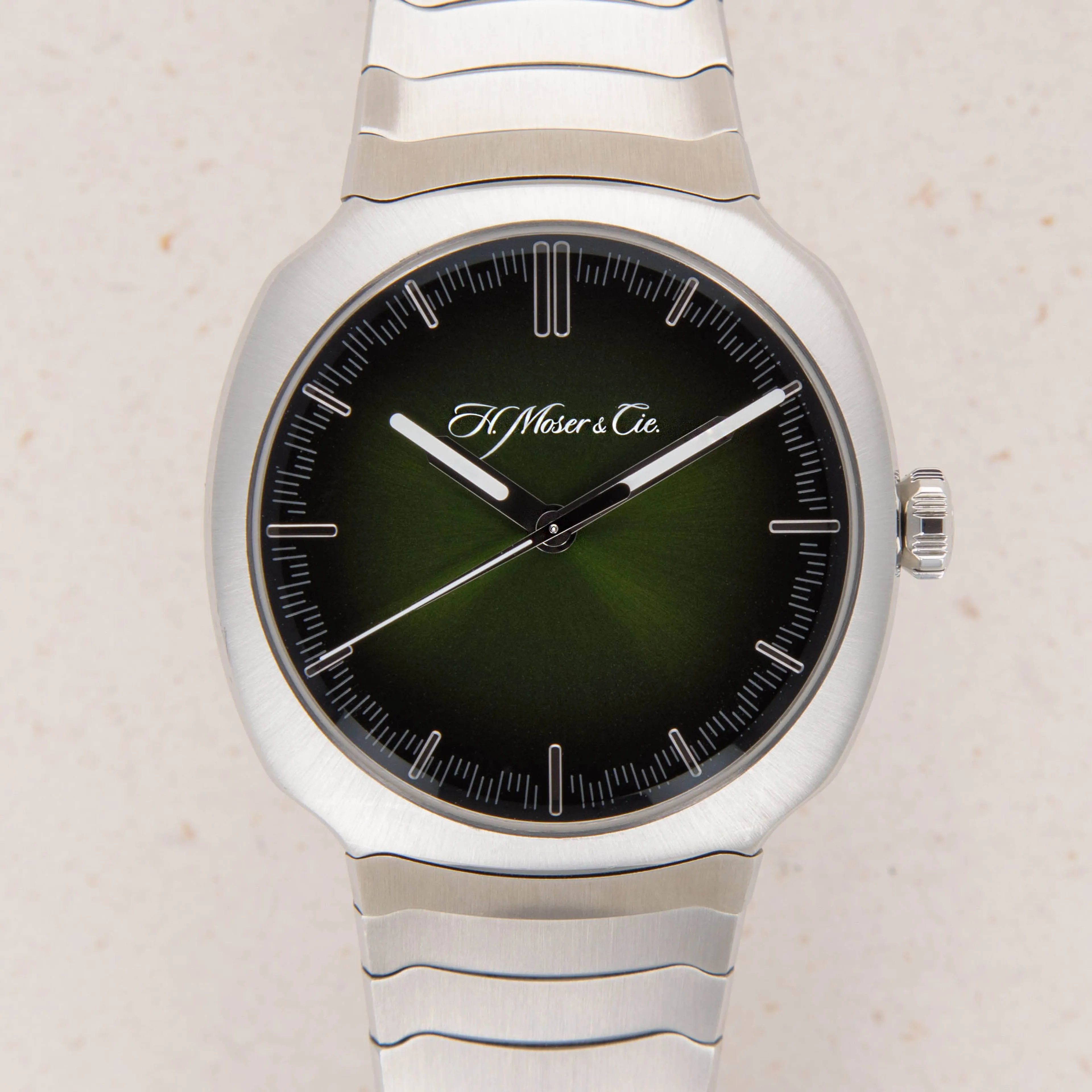 H. Moser & Cie. Streamliner 6200-1200 40mm Stainless steel Green