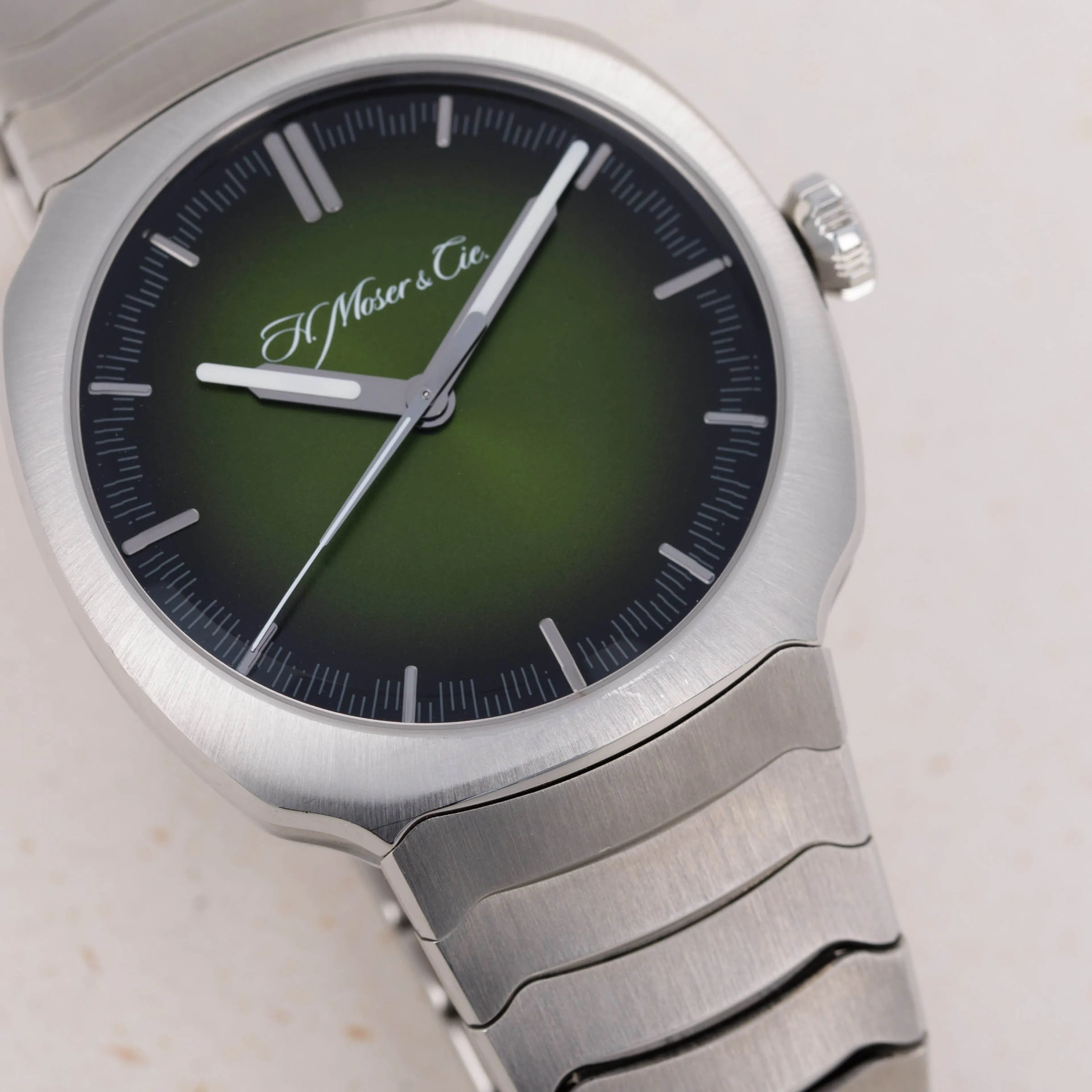 H. Moser & Cie. Streamliner 6200-1200 40mm Stainless steel Green 1