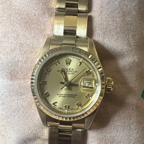 Rolex Lady-Datejust 69178 26mm Yellow gold Champagne