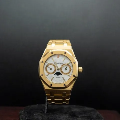 Audemars Piguet Royal Oak 25594BA.OO.0477BA.01 Yellow gold White