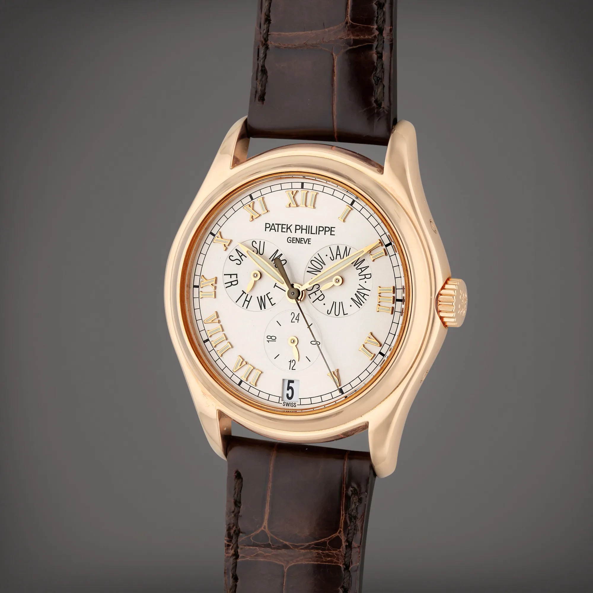 Patek Philippe Annual Calendar 5035R-001 36.5mm Rose gold Silver