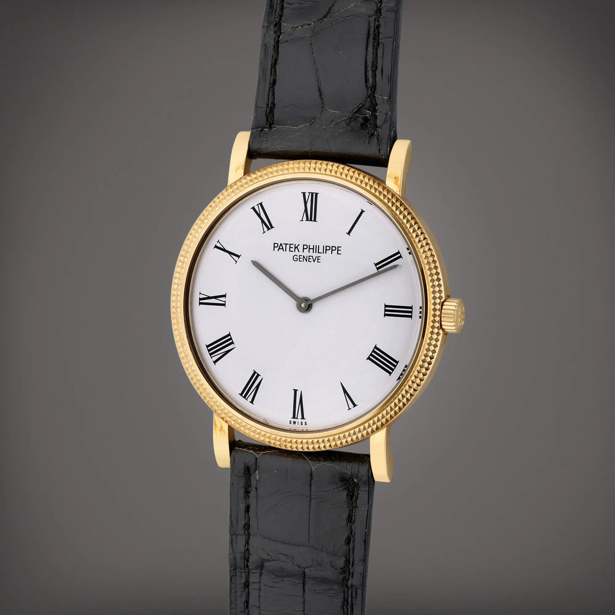 Patek Philippe Calatrava 5120J-001 35mm Yellow gold White