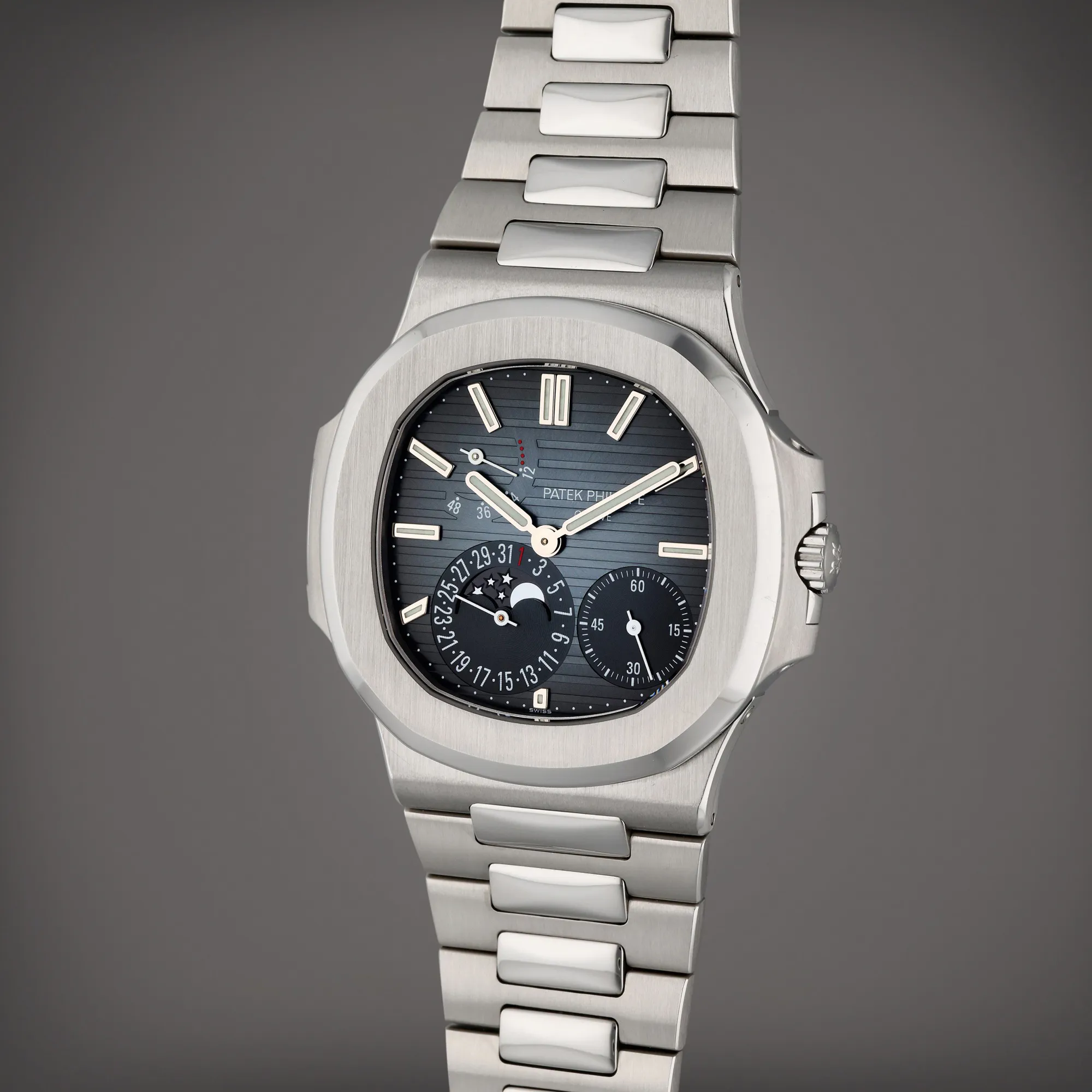 Patek Philippe Nautilus Moonphase 5712/1A-001 40mm Stainless steel Blue