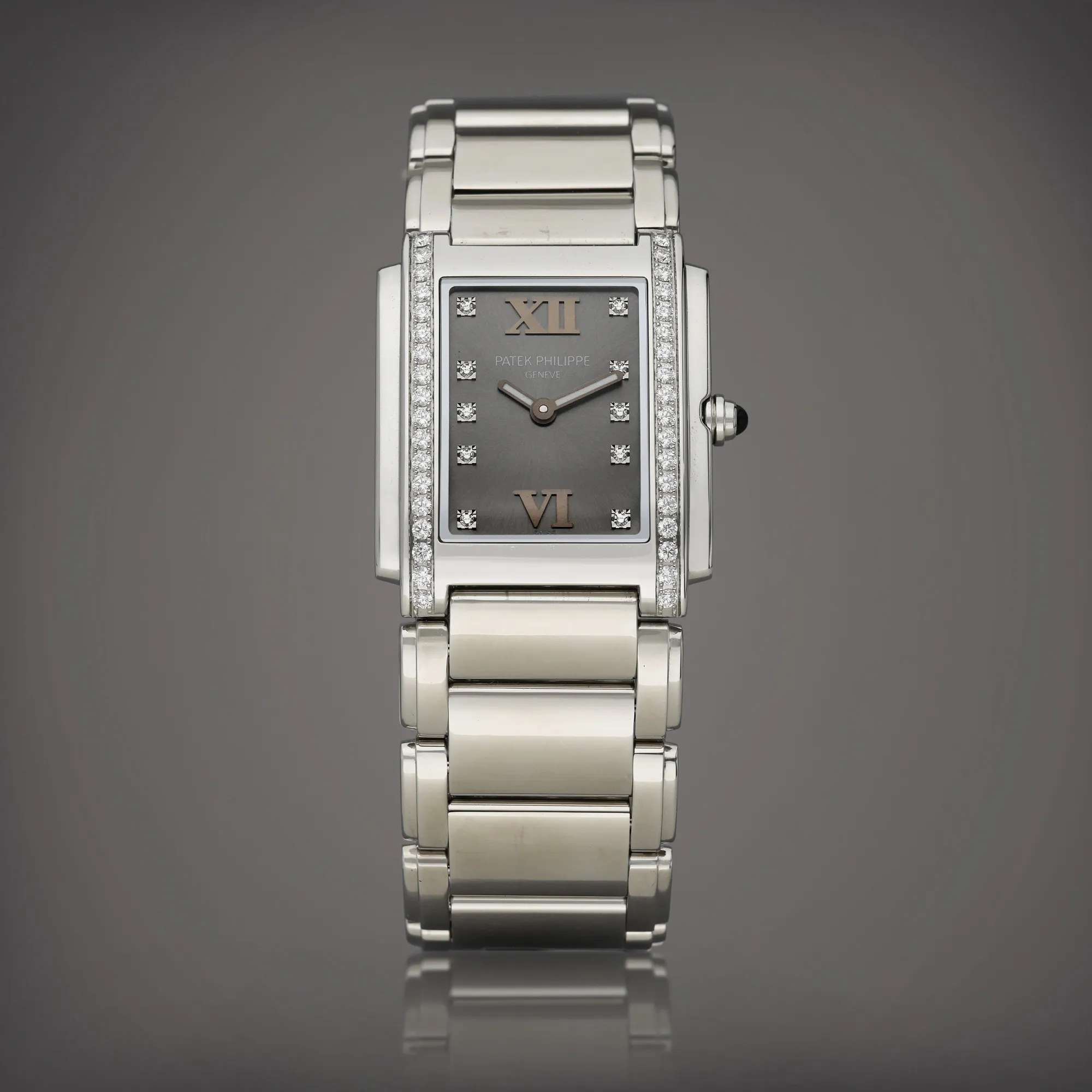 Patek Philippe Twenty~4 4910/10A-010 30mm Stainless steel and Diamond Gray 1