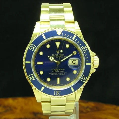 Rolex Submariner 16618 40mm Yellow gold Purple