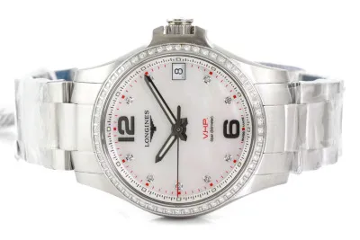 Longines Conquest L3.316.0.87.6 36mm Stainless steel and diamond-set Mother-of-pearl