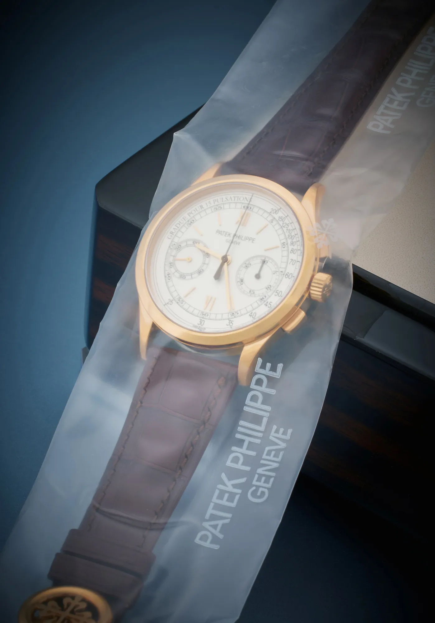 Patek Philippe Chronograph 5170J-001 40mm Yellow gold Silver 1