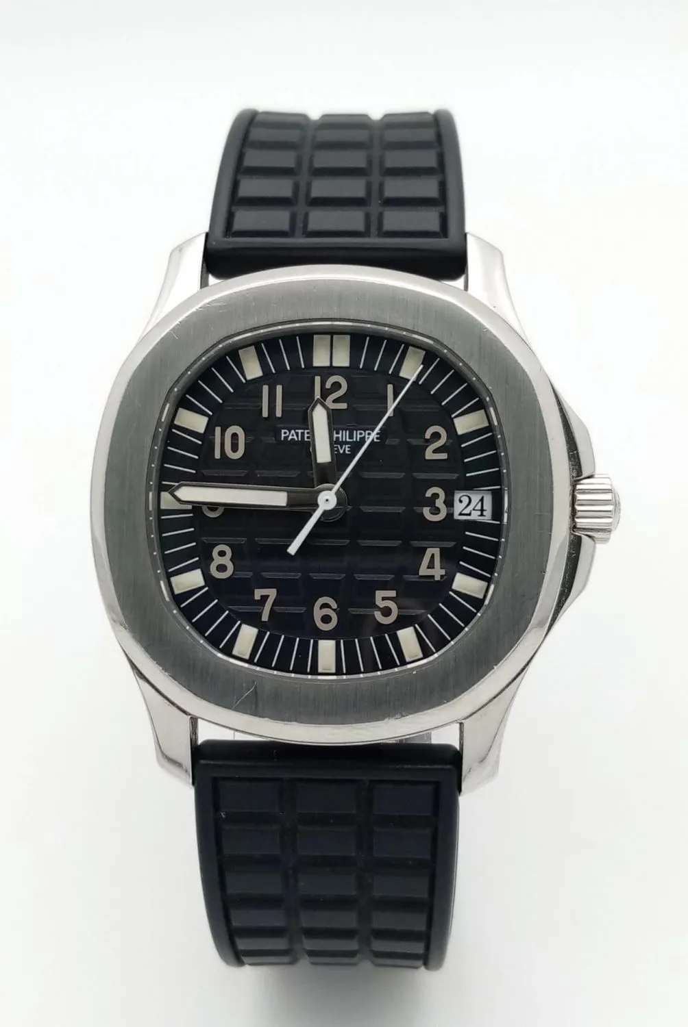 Patek Philippe Aquanaut 5060A-001 36mm Stainless steel Black 1