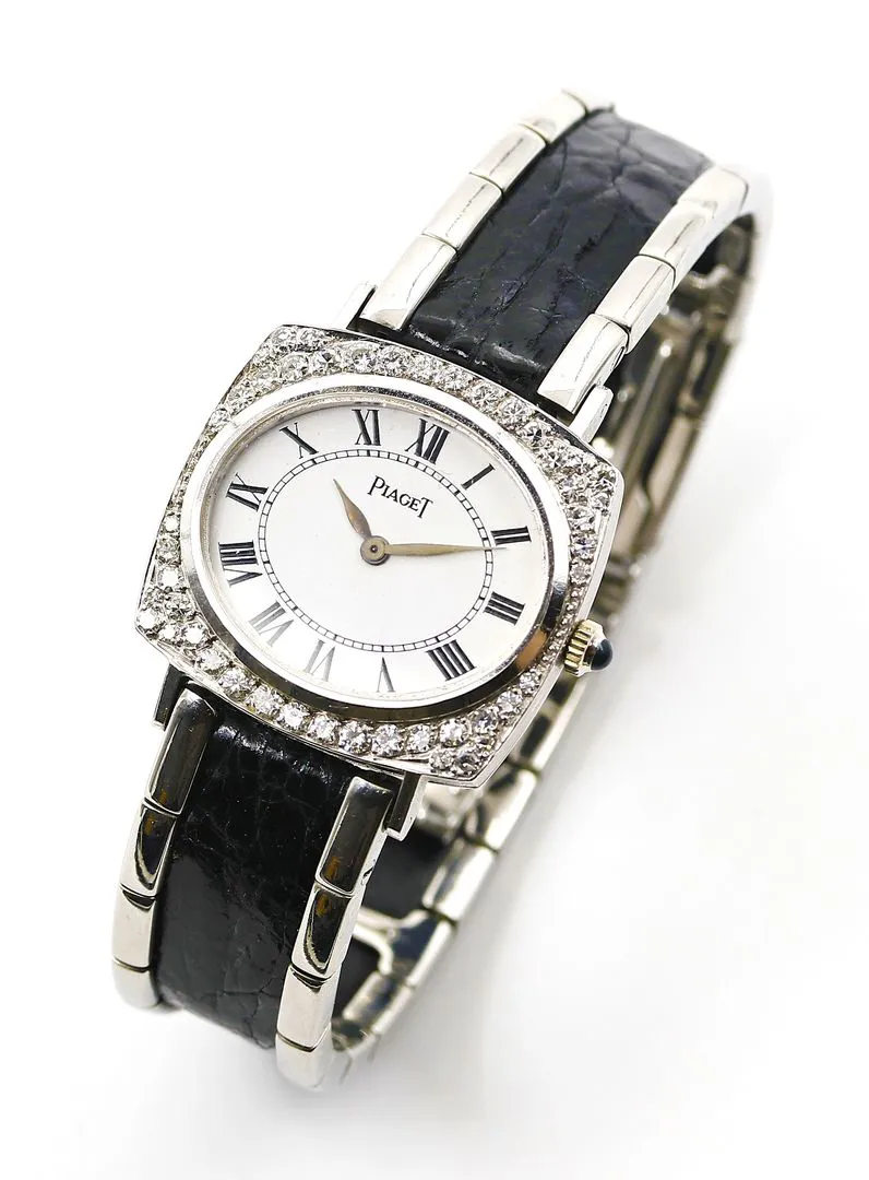 Piaget 9545 25mm White gold White