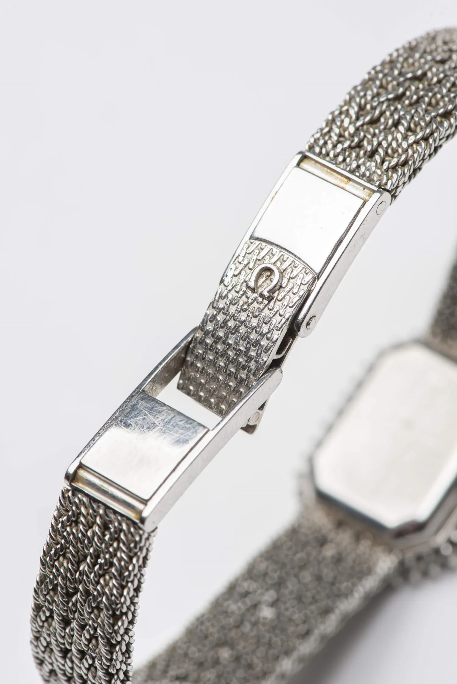 Omega De Ville White gold and Diamond Silver 3