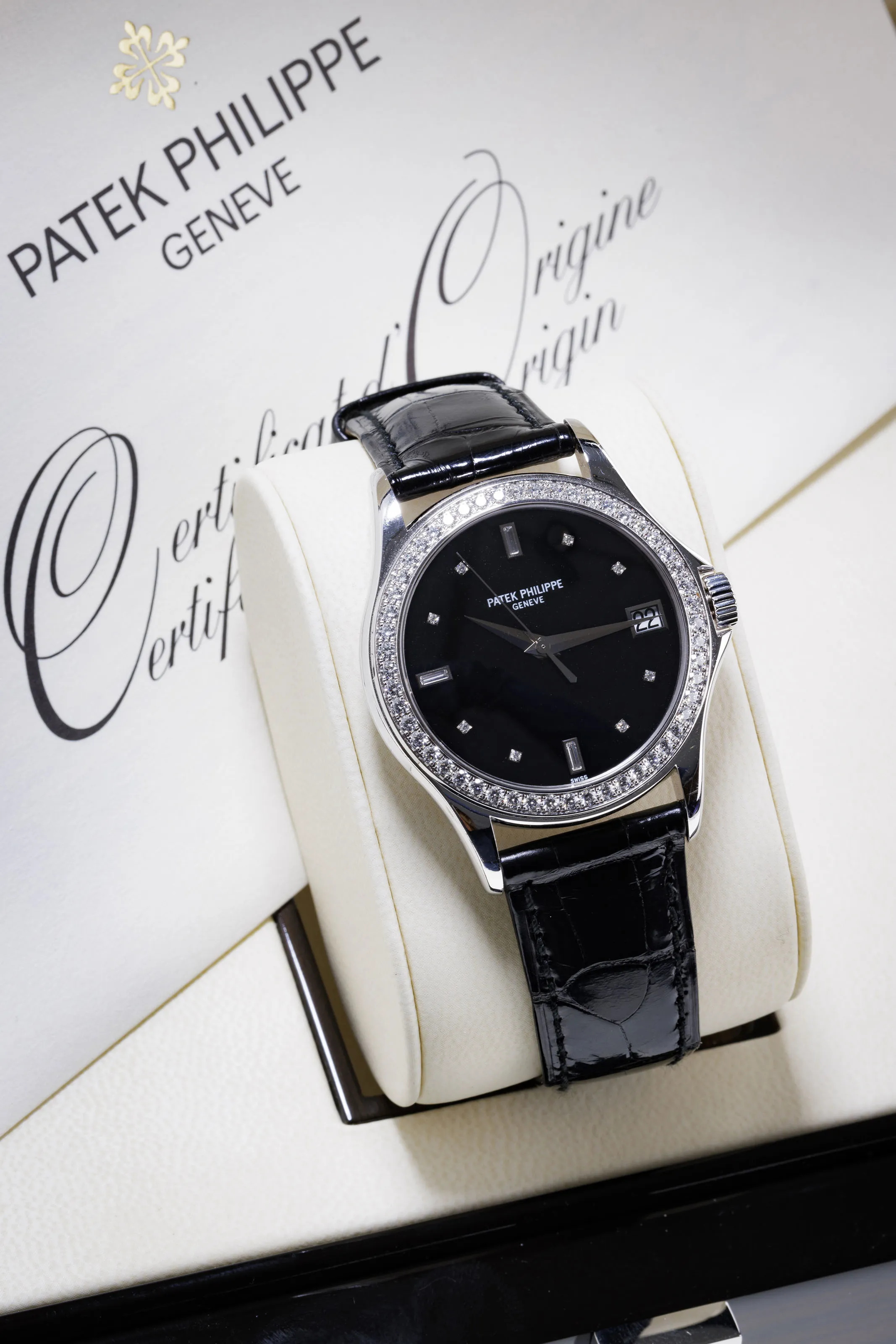 Patek Philippe Calatrava 5108G-010 37mm White gold and Diamond Black 4