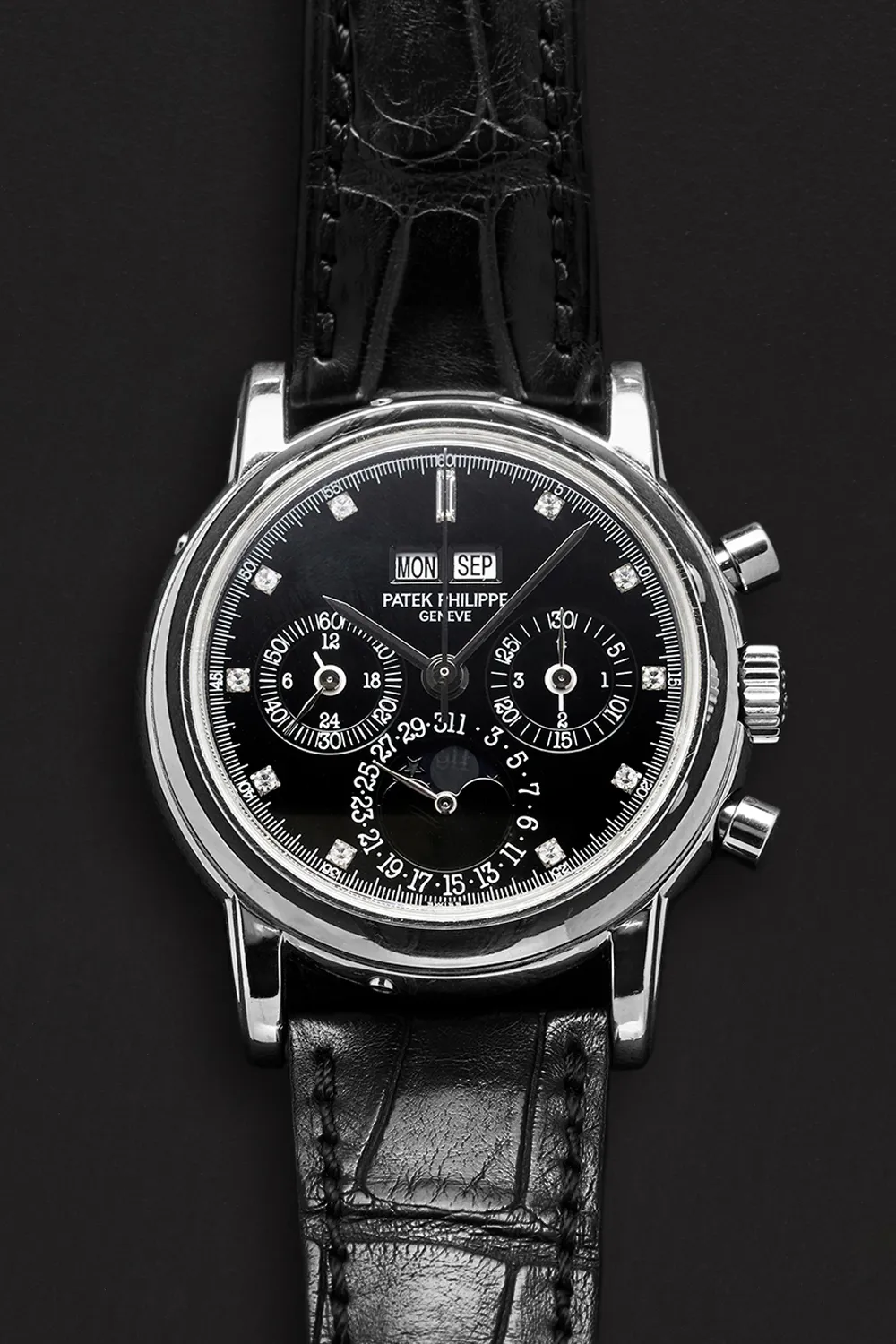 Patek Philippe Perpetual Calendar Chronograph 3970EP 36.5mm Platinum Black