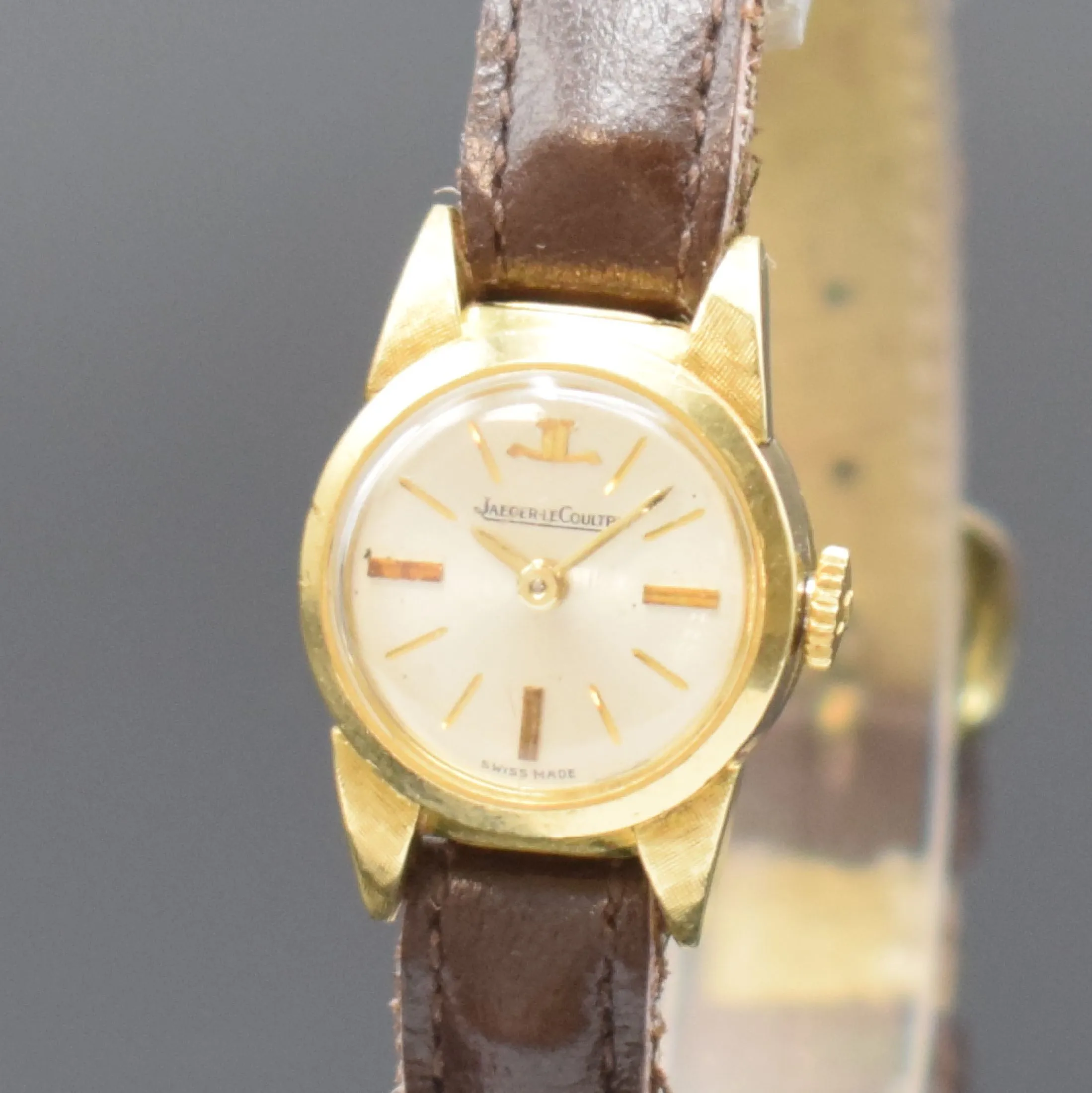 Jaeger-LeCoultre 16mm Yellow gold Silver 1