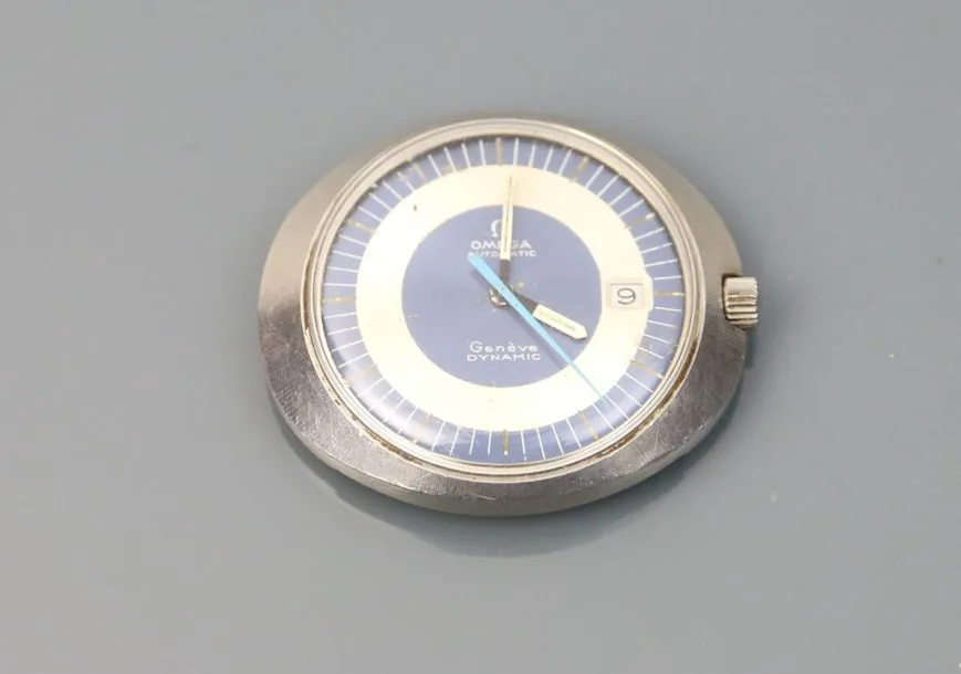 Omega Dynamic 35mm Silver Plated Metal Blue