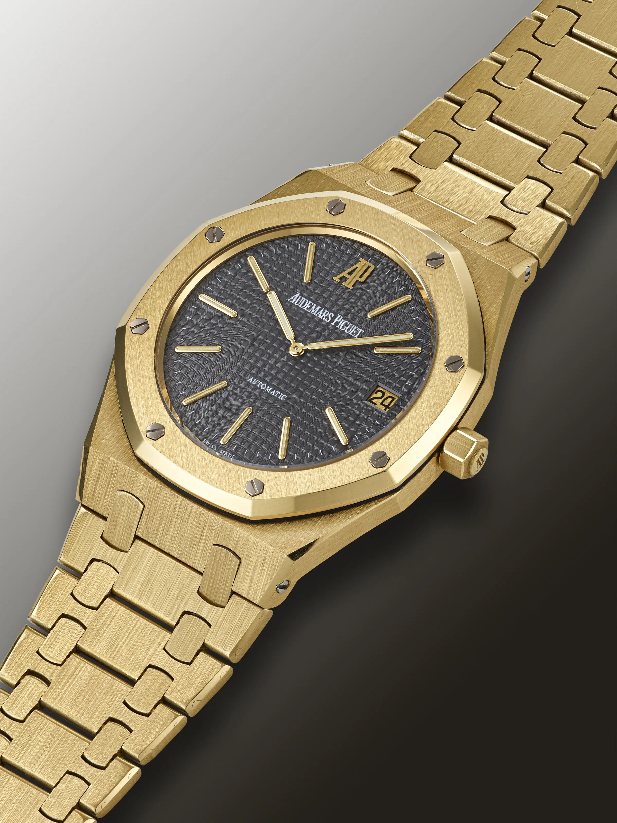 Audemars Piguet Royal Oak 14802BA 39mm Yellow gold Gray 1