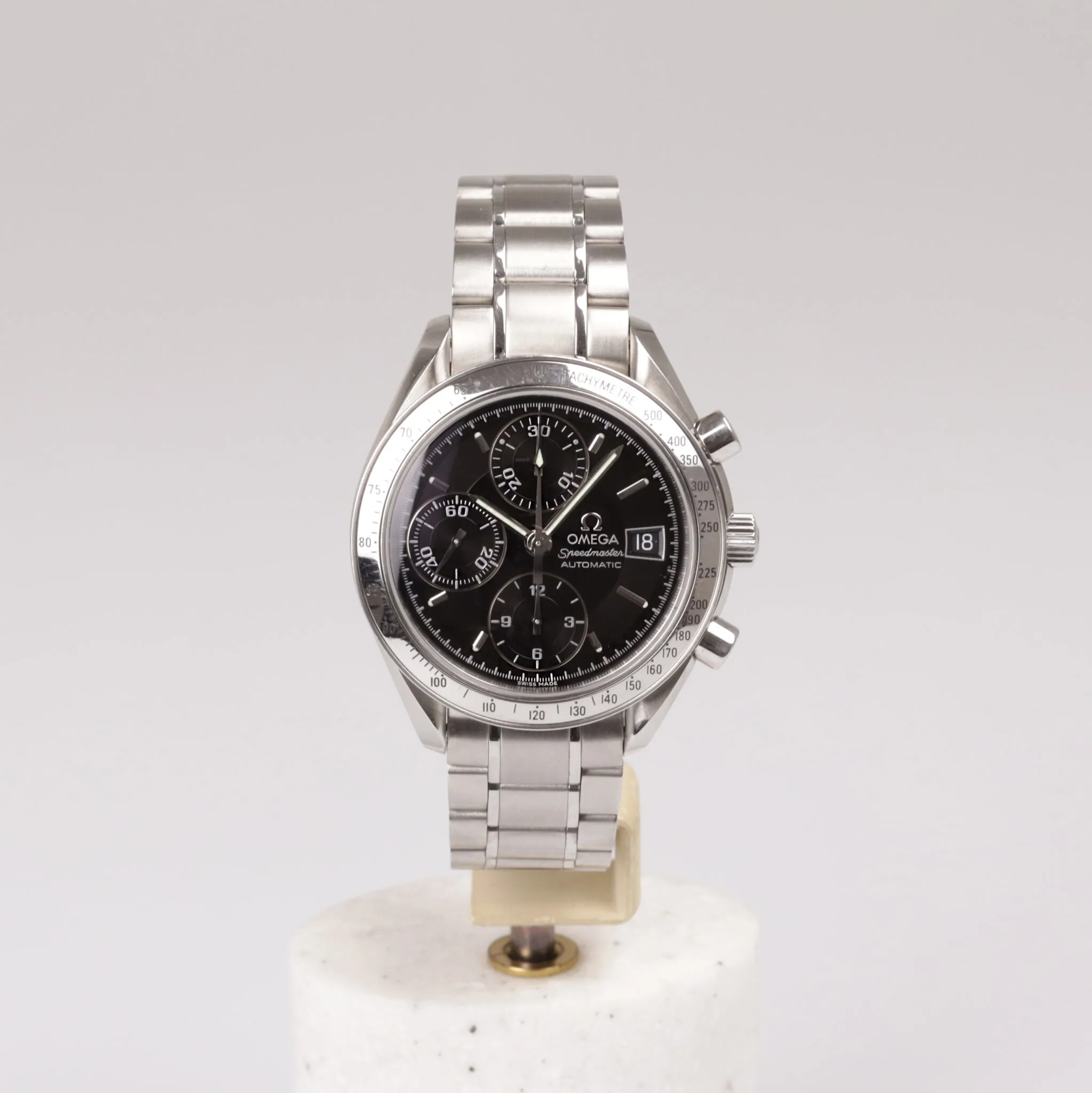 Omega Speedmaster Date 35135000 39mm Edelstahl •