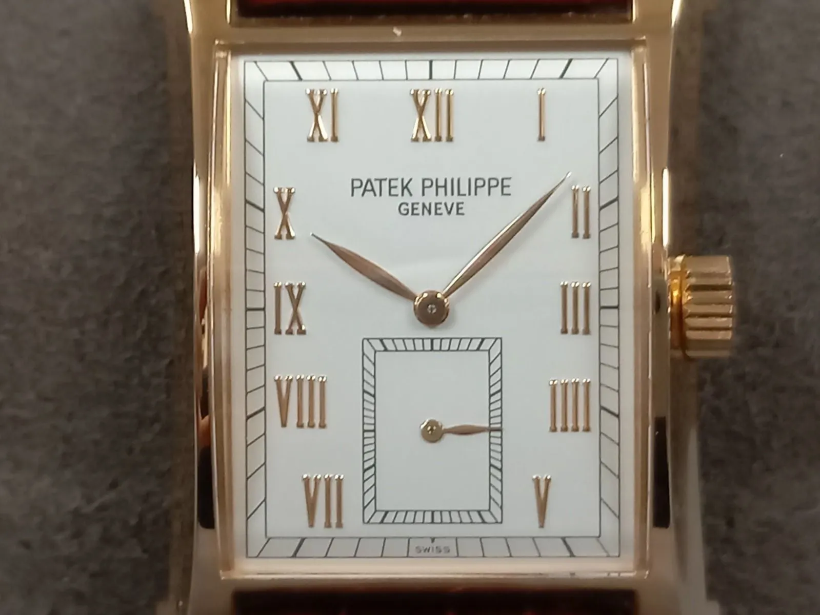 Patek Philippe Gondolo 5500R Rose gold and Stainless steel 1