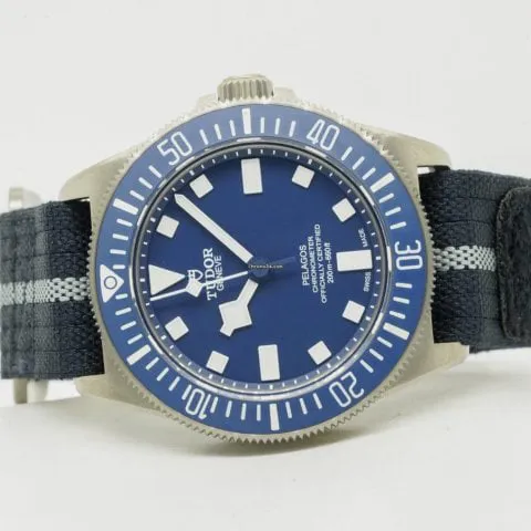 Tudor Pelagos 25707B/22 42mm Titanium Blue