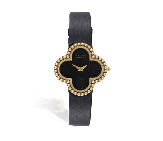 Van Cleef & Arpels Alhambra 25mm Yellow gold Black