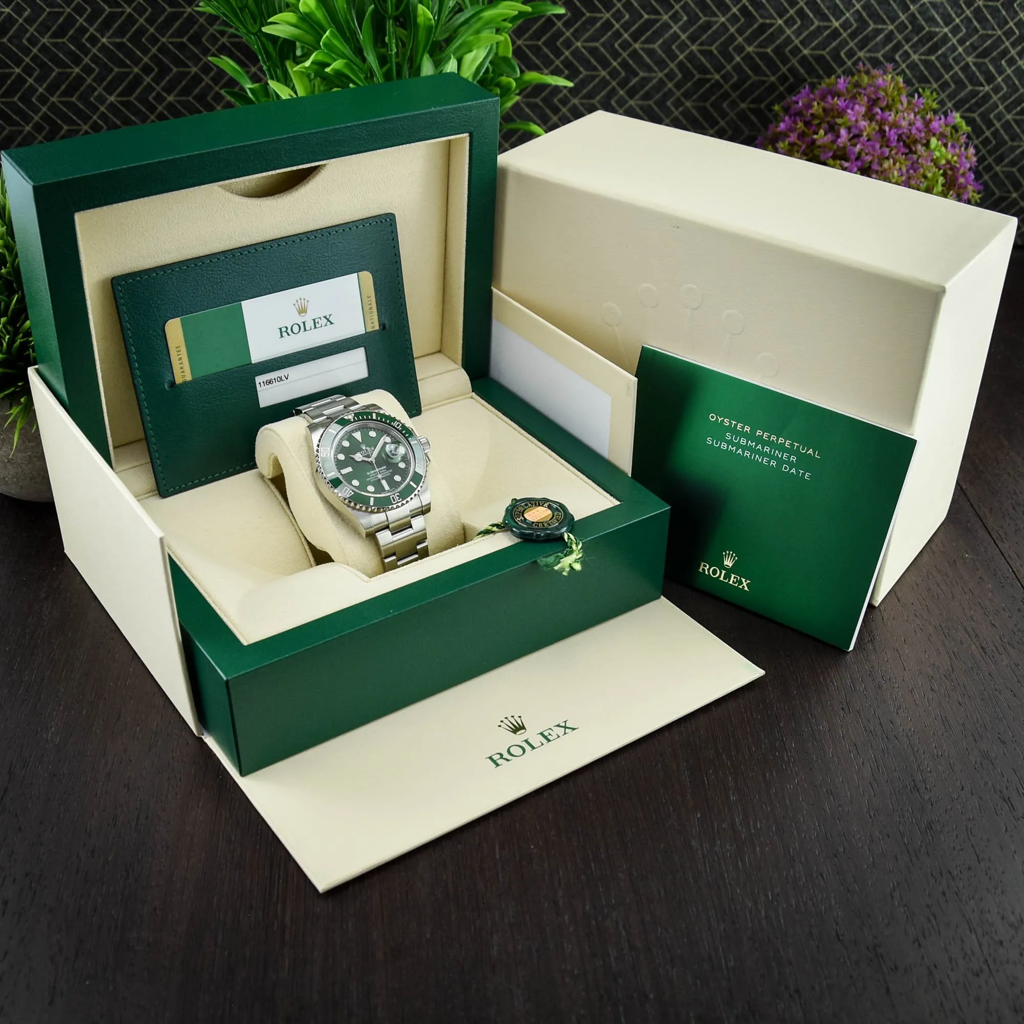 Rolex Submariner 116610LV 40mm Steel Green 4