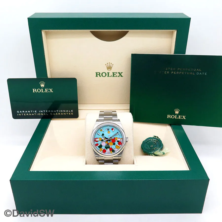 Rolex Oyster Perpetual 36 126000 36mm Stainless steel Celebration Motif 1