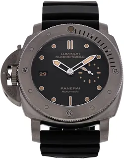 Panerai Submersible PAM 00569 Stainless steel Black