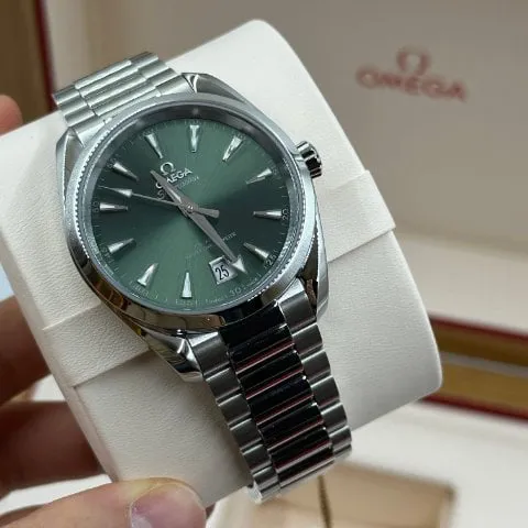 Omega Aqua Terra 220.10.38.20.10.002 38mm Steel Green