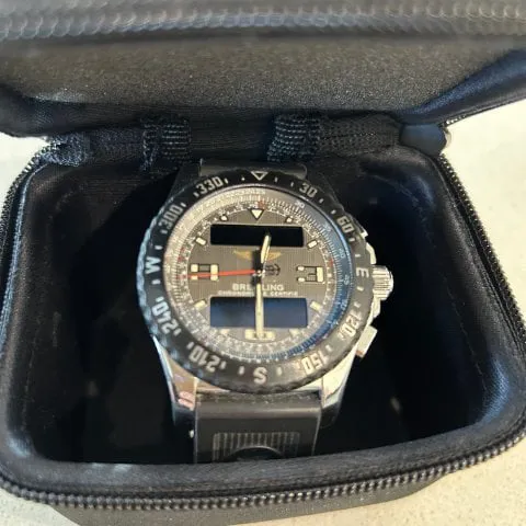 Breitling Skyracer A78364 Stainless steel Black