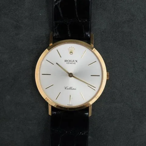 Rolex Cellini 4112 32mm Yellow gold White