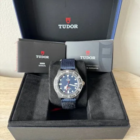 Tudor Pelagos M25707KN 42mm Carbon fiber Blue