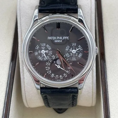 Patek Philippe Perpetual Calendar 5140P-017 37mm Platinum Gray