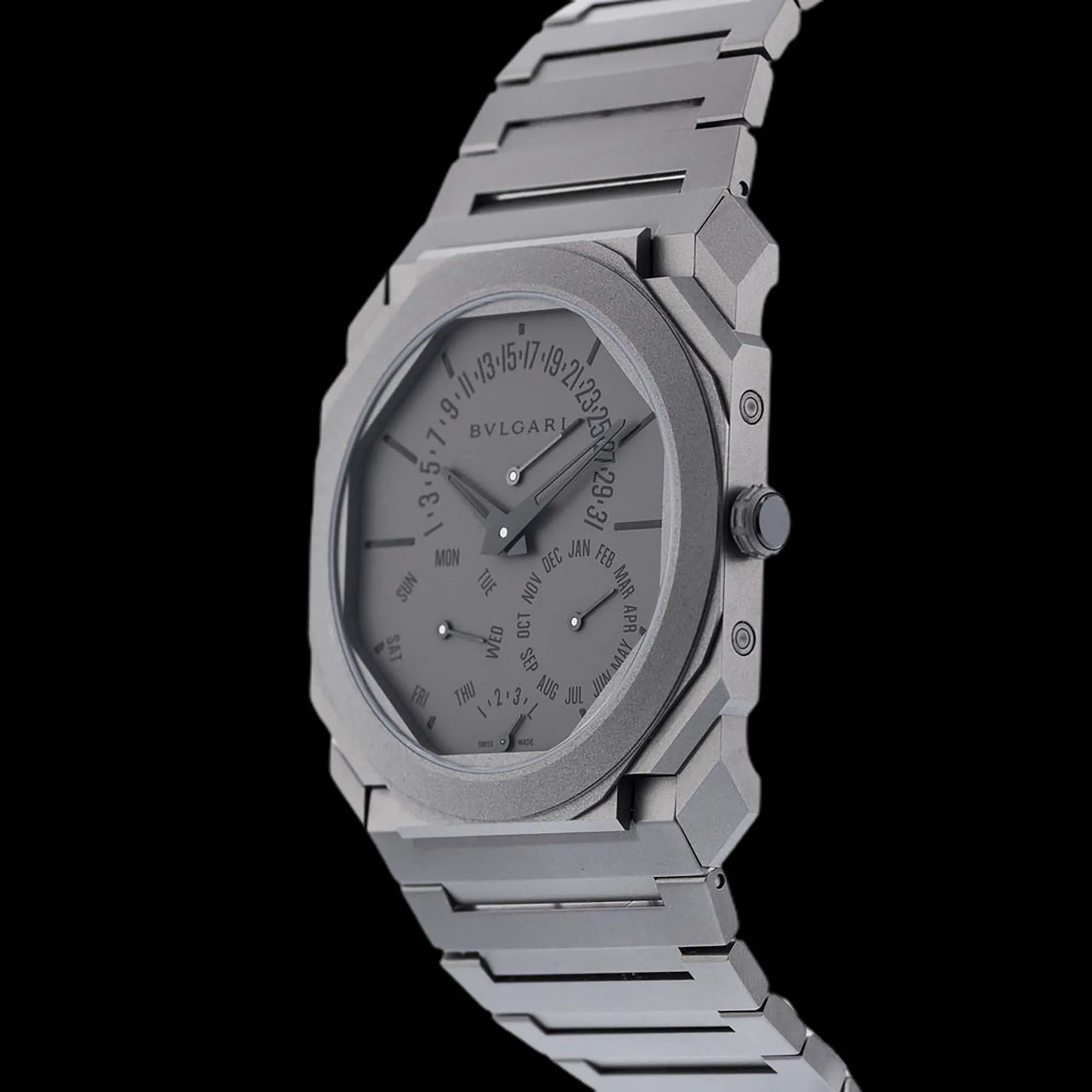 Bulgari Octo 40mm Titanium Gray 2