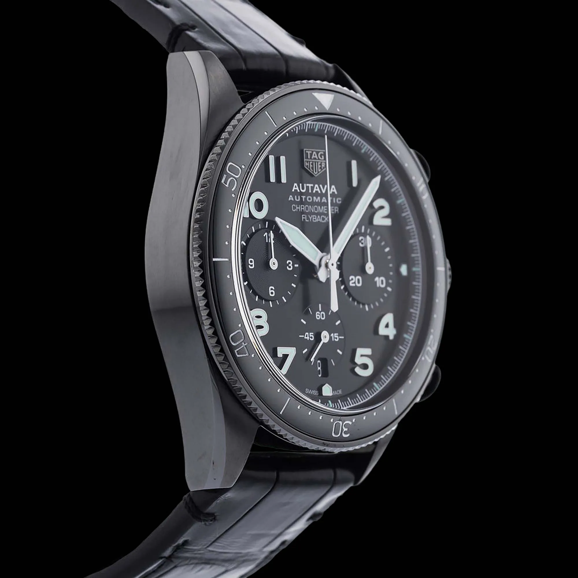 TAG Heuer Autavia 42mm Stainless steel and PVD Black 3