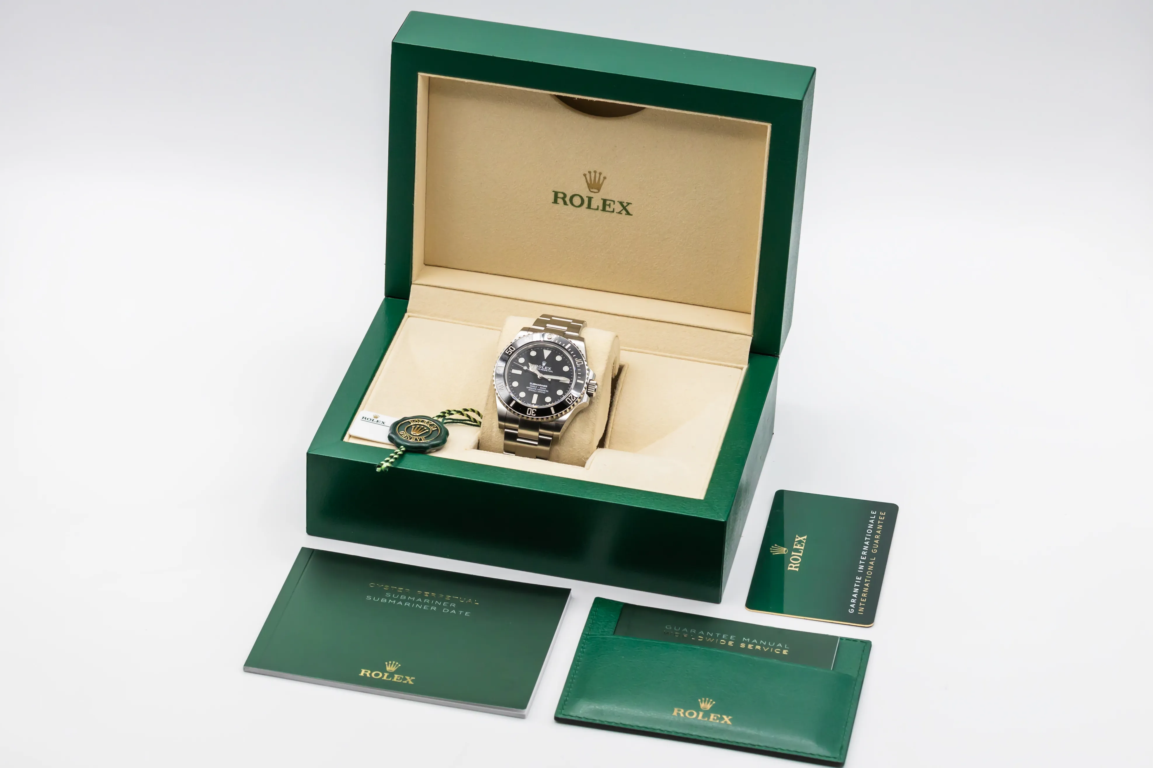 Rolex Submariner 124060 41mm Stainless steel Black 4