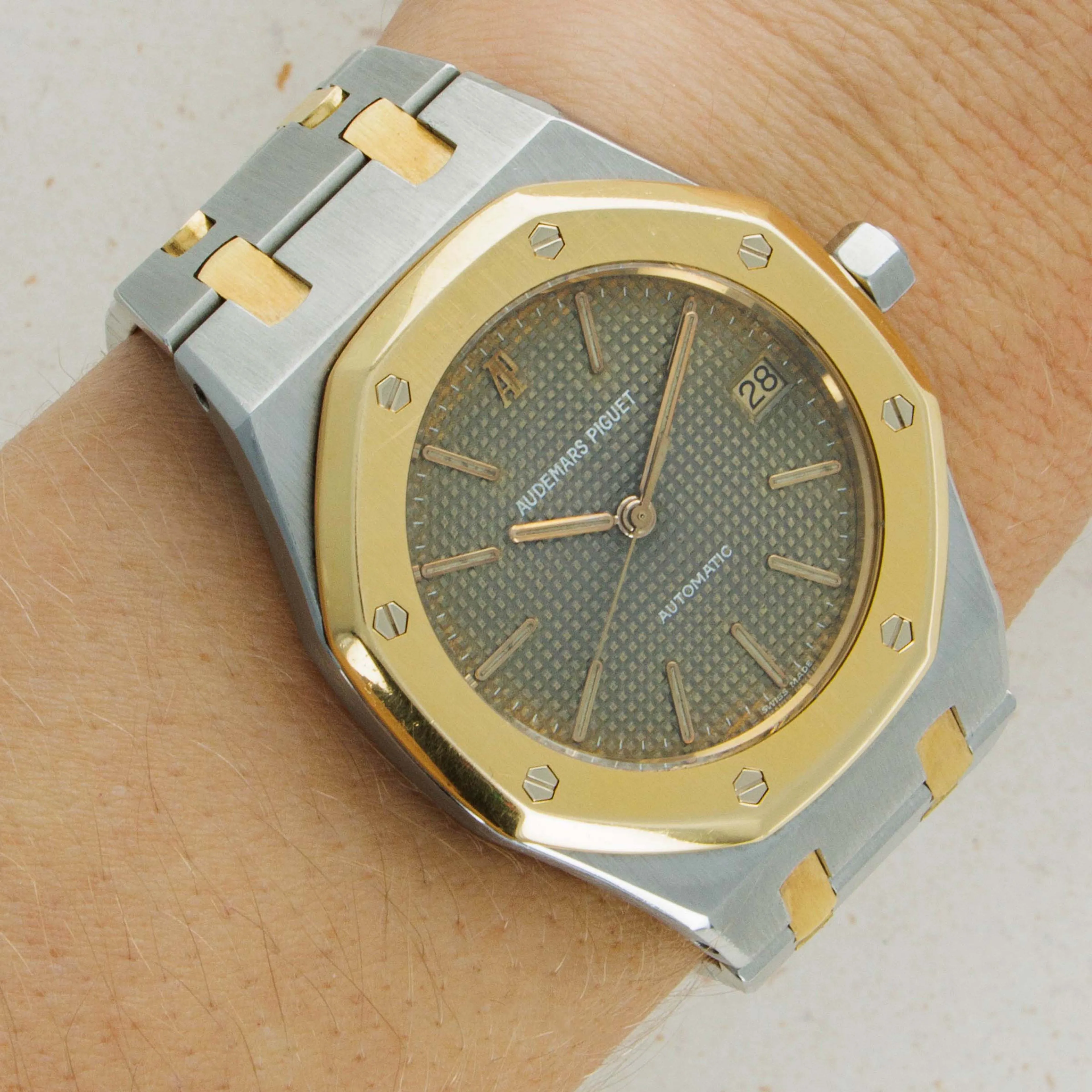 Audemars Piguet Royal Oak 14790SA 36mm Yellow gold and stainless steel Gray 12