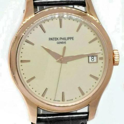 Patek Philippe Calatrava 5227R 39mm Rose gold Champagne