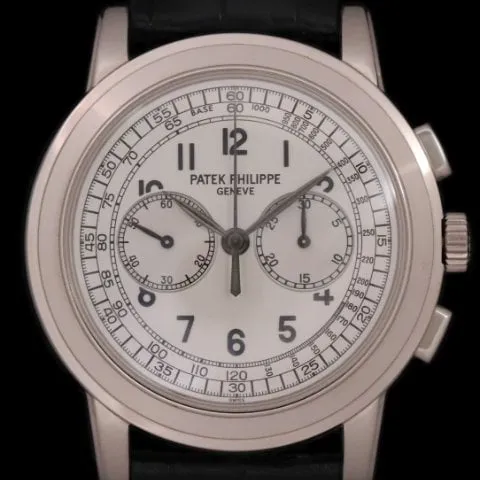 Patek Philippe Chronograph 5070G-001 42mm White gold Silver