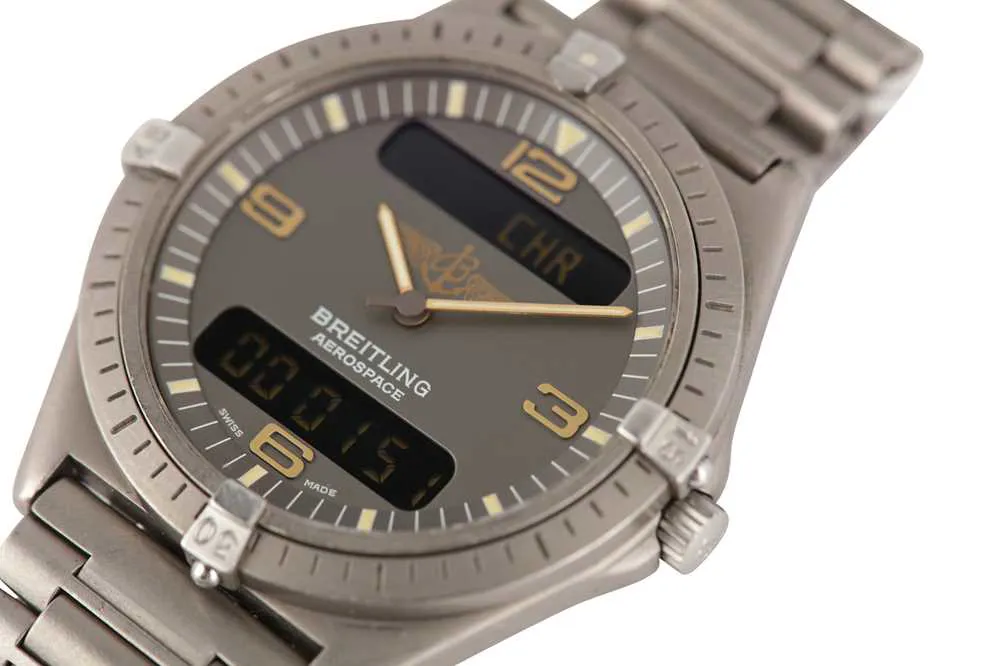 Breitling Aerospace F56059 39mm Titanium Gray 2