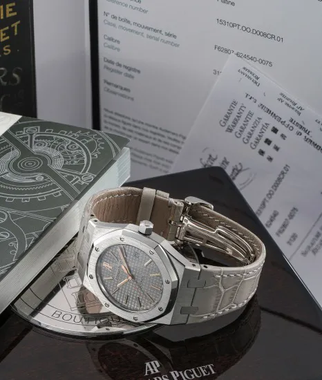 Audemars Piguet Royal Oak 15310PT 39mm Platinum Grey 2