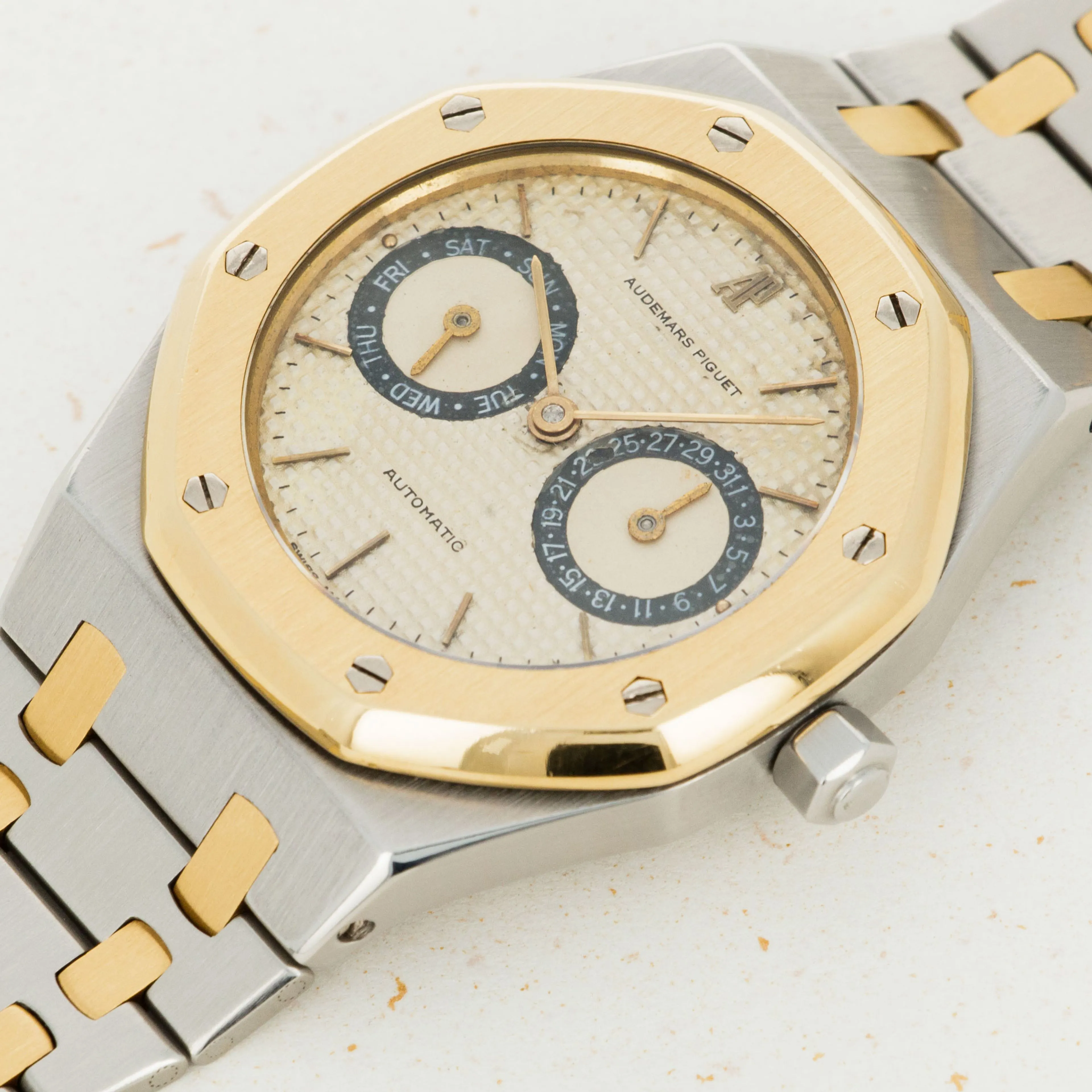 Audemars Piguet Royal Oak 25572SA 36mm Yellow gold and Stainless steel Cream 2