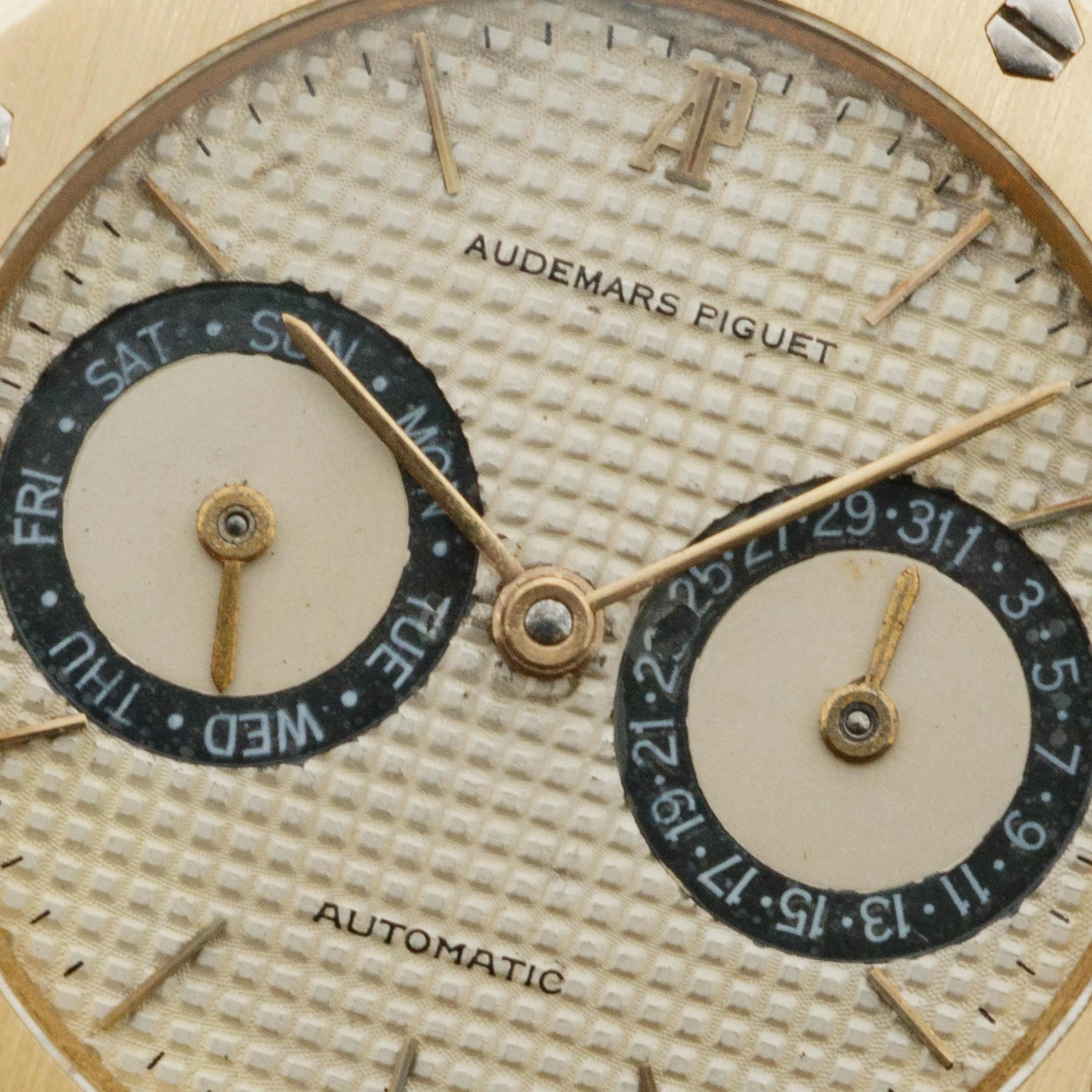 Audemars Piguet Royal Oak 25572SA 36mm Yellow gold and Stainless steel Cream 10