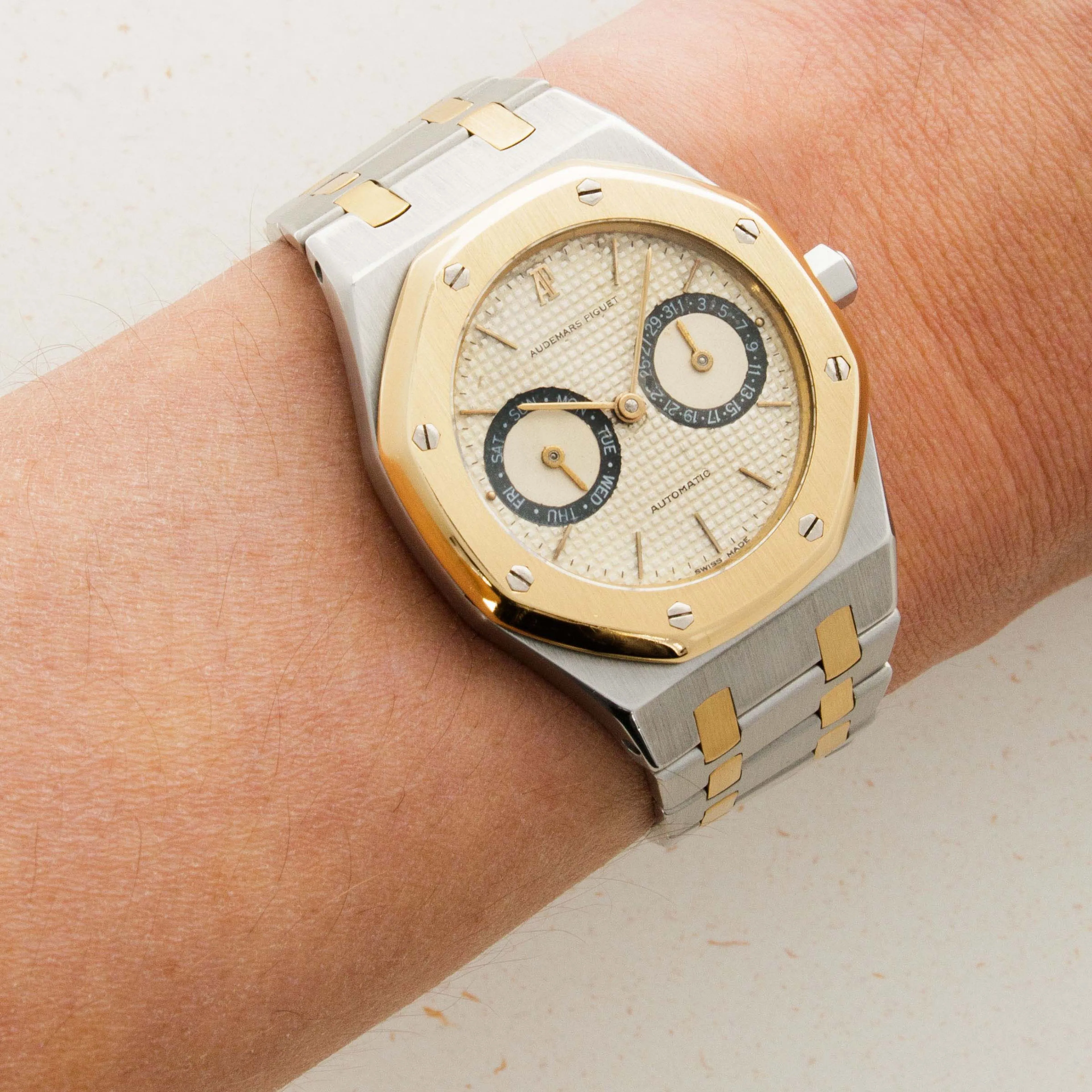 Audemars Piguet Royal Oak 25572SA 36mm Yellow gold and Stainless steel Cream 12