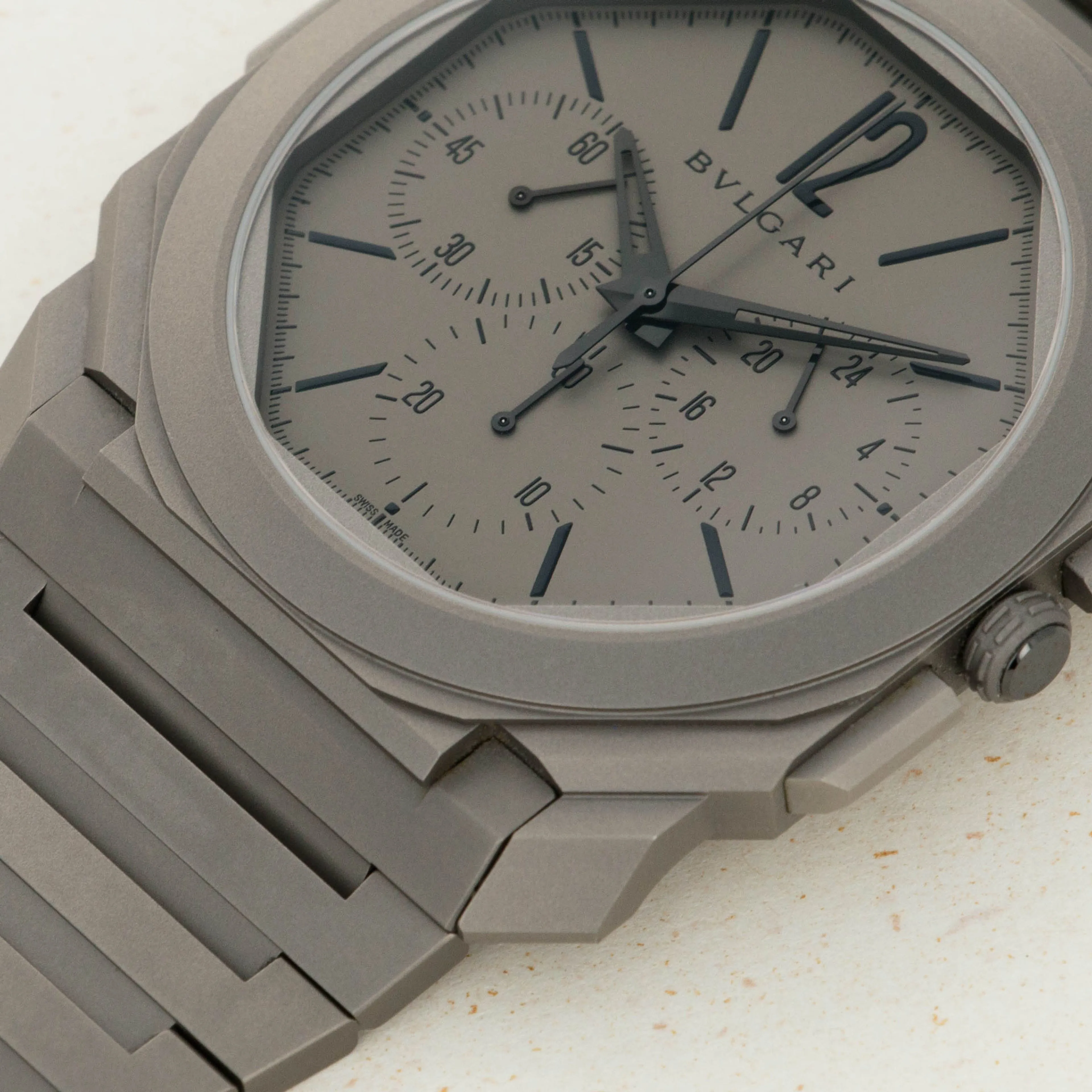 Bulgari Octo Finissimo Chronograph GMT 103068 42mm Titanium Grey 2