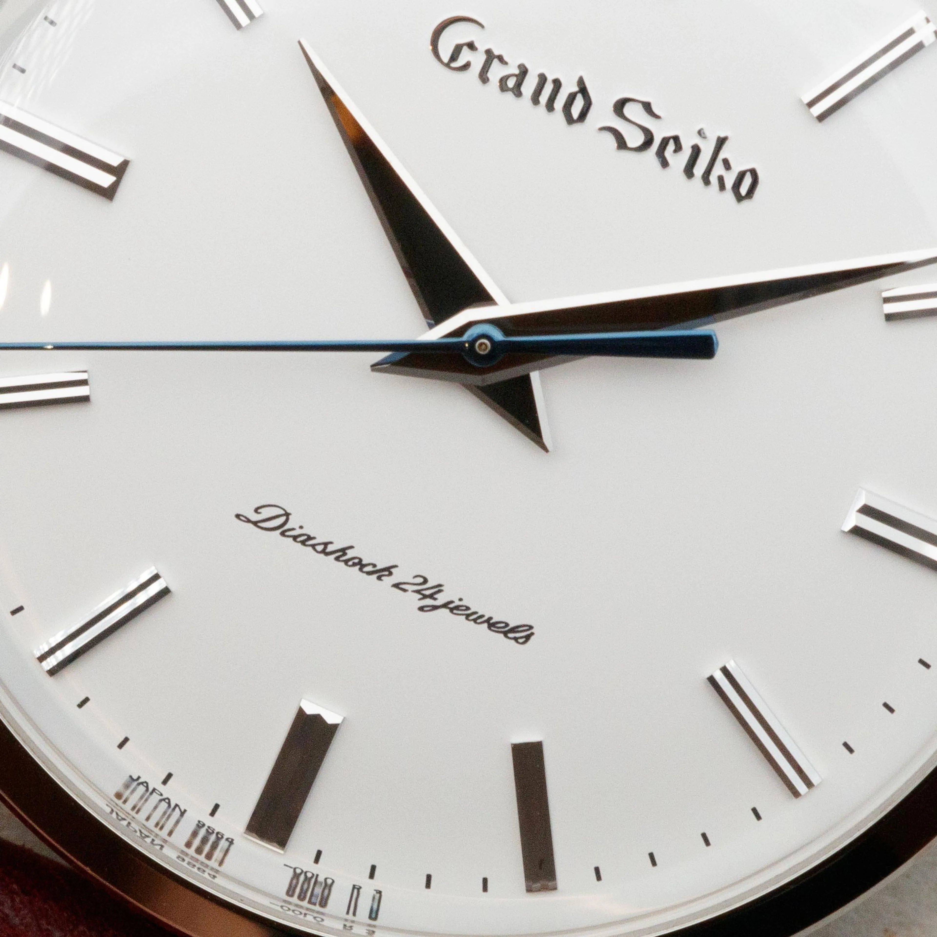 Grand Seiko 1960s Re-Issue SBGW253 38mm Stainless steel Silver 10