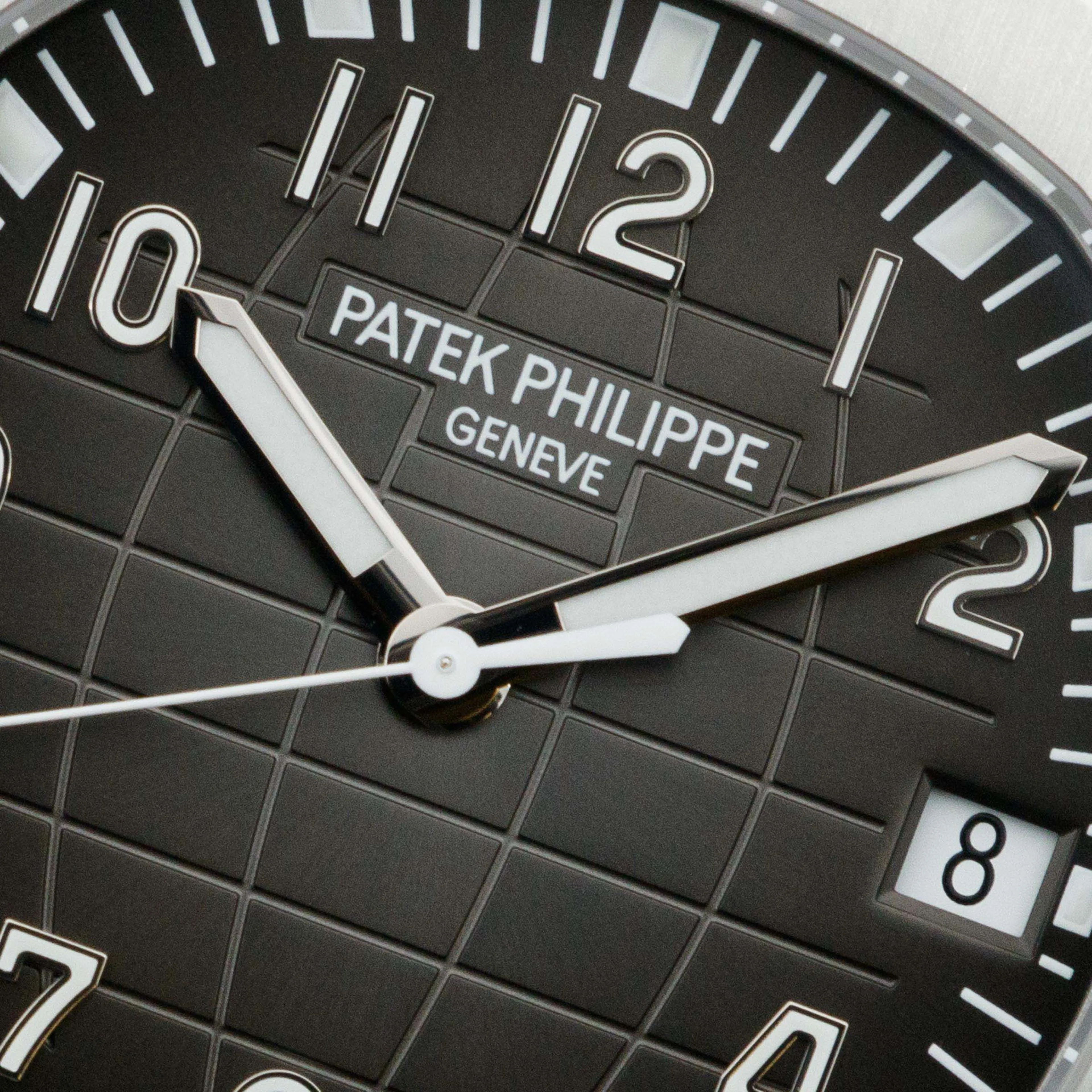 Patek Philippe Aquanaut 5167A 40.8mm Stainless steel Black 10