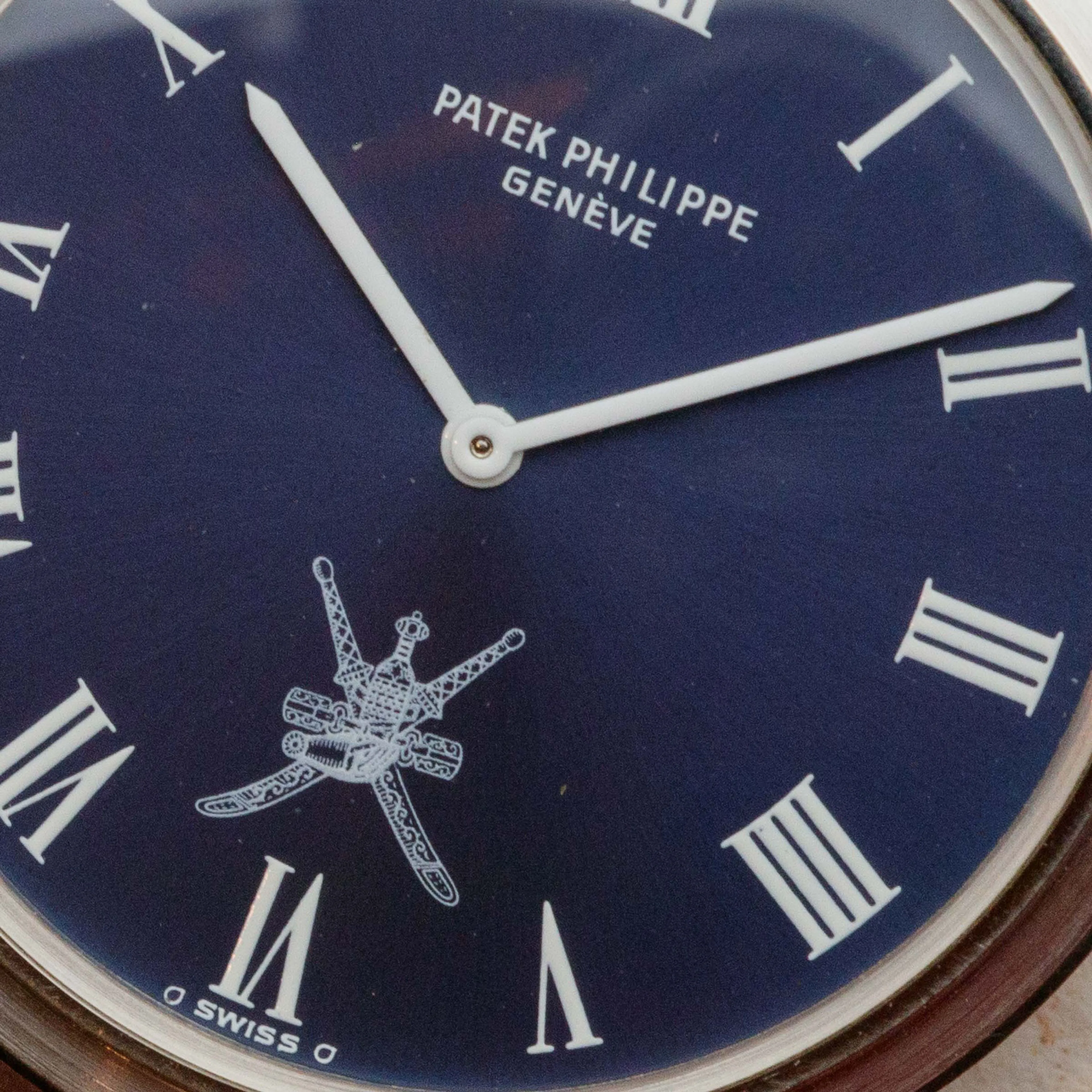 Patek Philippe Calatrava 3601-1 33.5mm White gold Blue 11