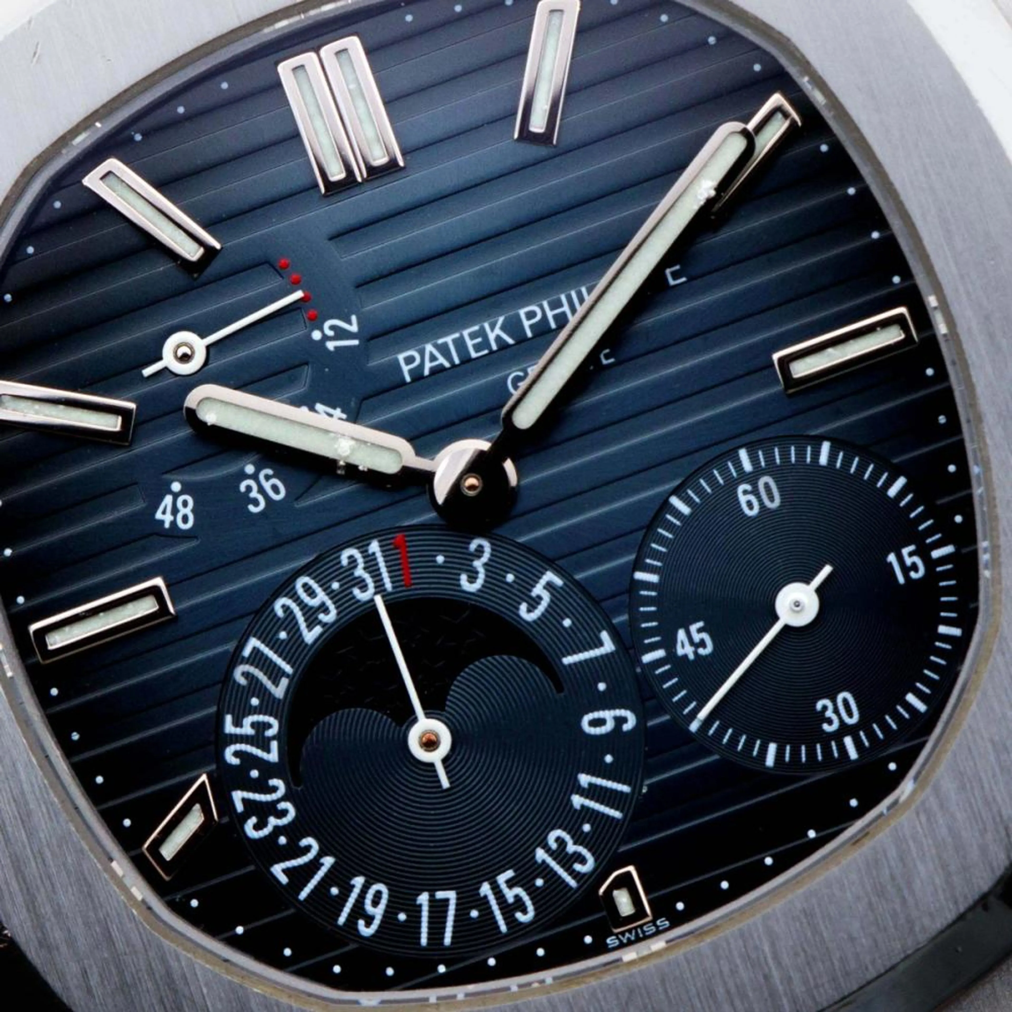 Patek Philippe Nautilus 5712/1A 40mm Stainless steel Blue-black 10