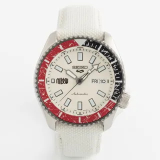 Seiko Seiko 5 SRPF19K1 Stainless steel White