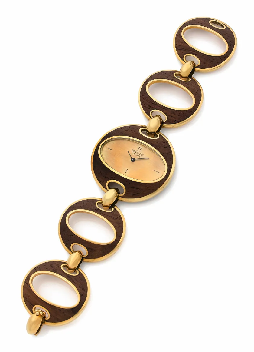 Van Cleef & Arpels BM550 42mm Yellow gold and Wood Gold