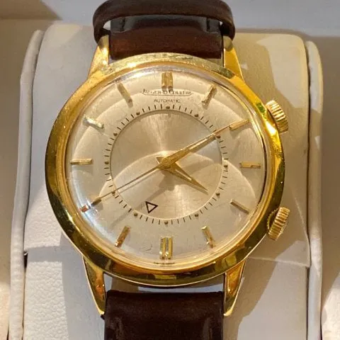 Jaeger-LeCoultre Memovox 40mm Yellow gold